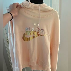 Women’s nike cropped look sweatshirt